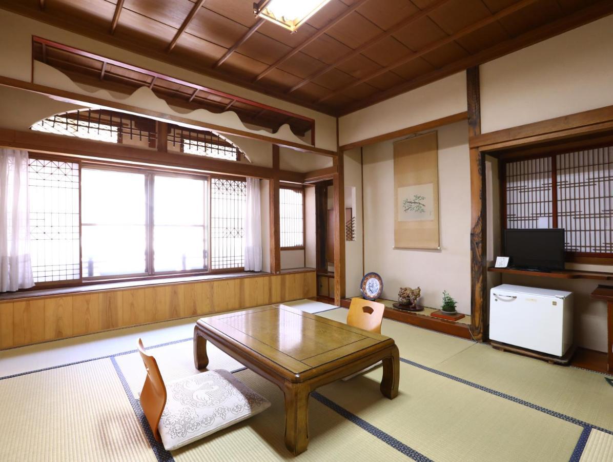 Ikariya Ryokan Yamanouchi  Zewnętrze zdjęcie